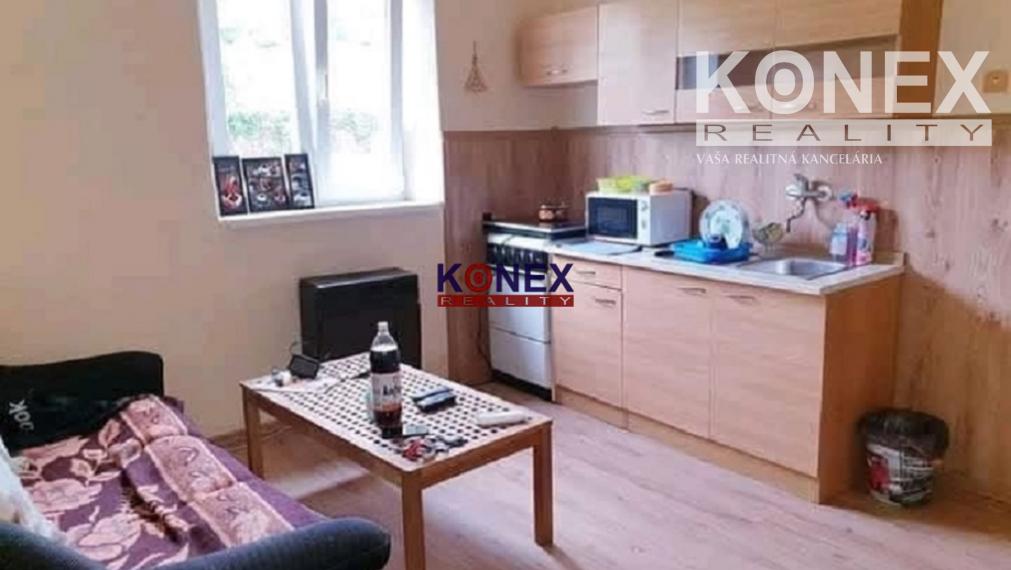 NA PREDAJ – Rodinný dom v obci Nižný Mirošov, okr. Svidník