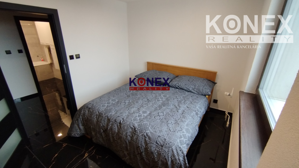 ZREKONŠTRUOVANY 3-izbový byt v SNINE