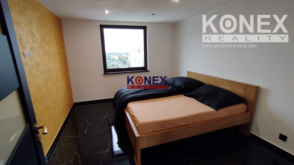 ZREKONŠTRUOVANY 3-izbový byt v SNINE
