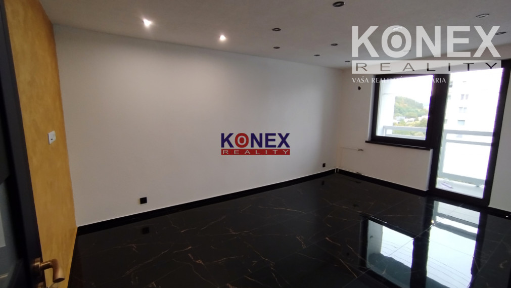 ZREKONŠTRUOVANY 3-izbový byt v SNINE