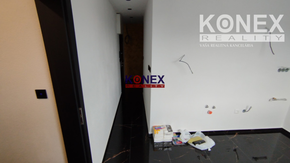 ZREKONŠTRUOVANY 3-izbový byt v SNINE