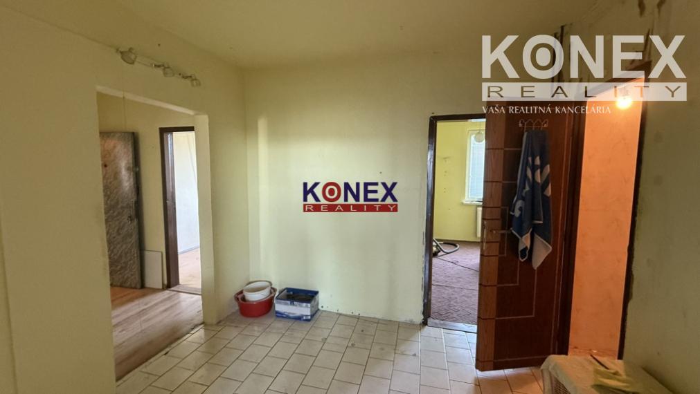 Slnečný 3-izbový byt v Michalovciach na ulici Hollého