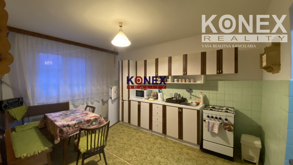 NOVÁ PONUKA – Poschodový rodinný dom v obci Choňkovce