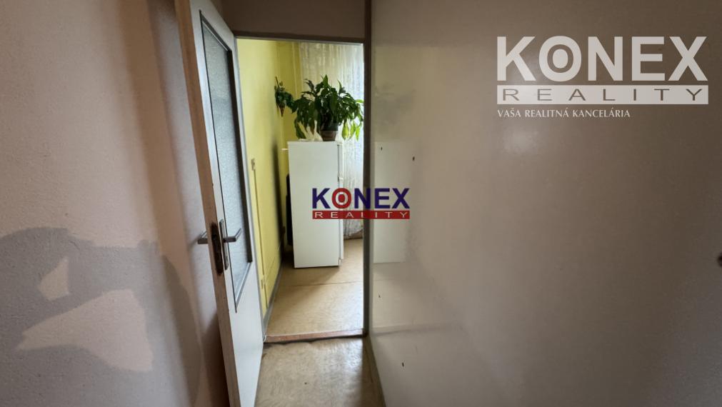 Chytrá voľba pre šikovných: 2-izbový byt pripravený na modernizáciu.