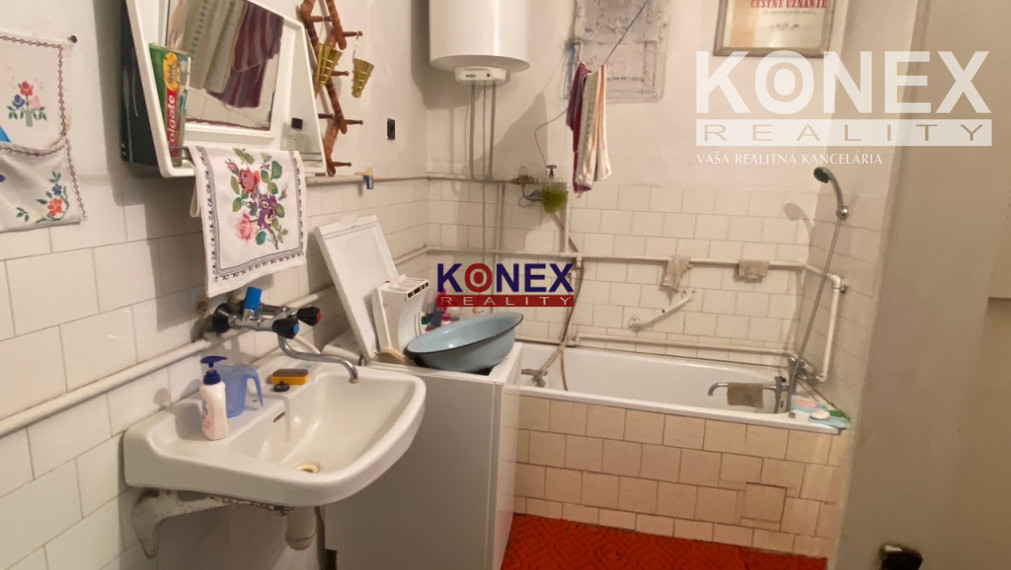 Zachovalý rodinný dom/chalupa SVÄTUŠ, okr. Sobrance