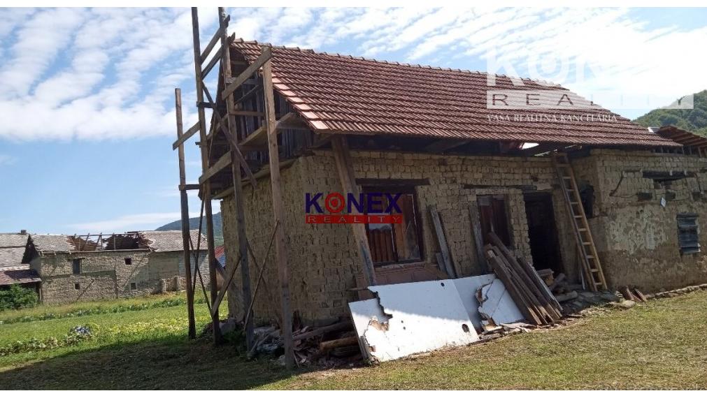 Predaj rodinného domu / chalupy – Uličské Krivé