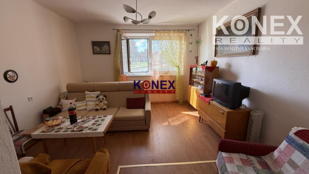 NA PREDAJ –  Rodinný dom Hraň