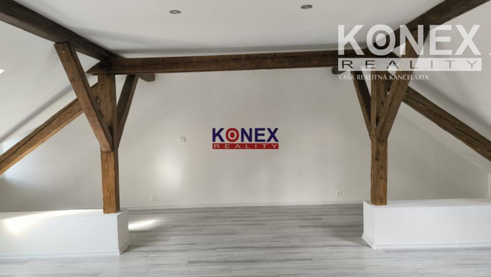 NA PREDAJ – 3-izbový podkrovný byt – Trebišov, Cukrovárska ul.