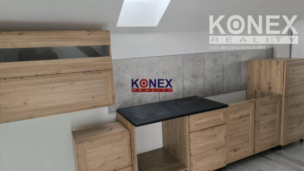 NA PREDAJ – 3-izbový podkrovný byt – Trebišov, Cukrovárska ul.