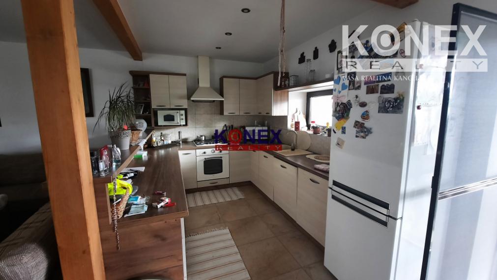 MODERNÝ RODINNÝ DOM v mestskej časti TOPOĽANY