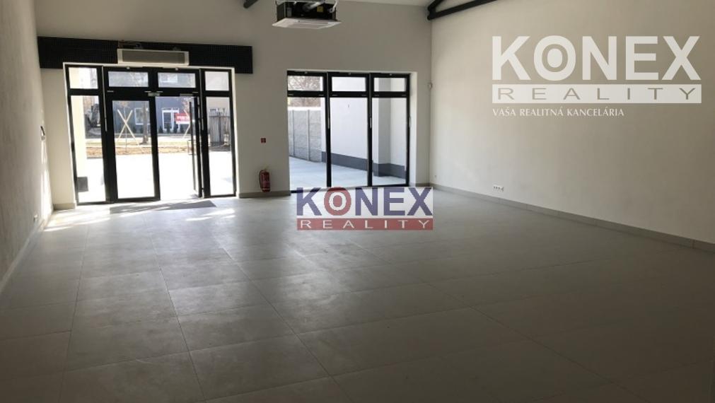 Obchodný priestor 36 m2 v biznis centre AWIN, Michalovce