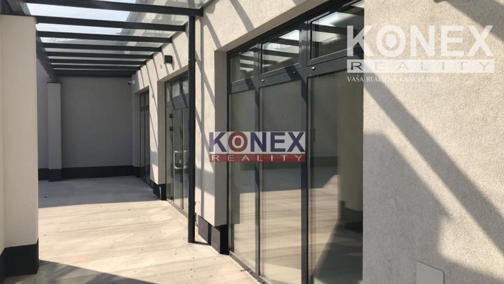 Obchodný priestor 36 m2 v biznis centre AWIN, Michalovce