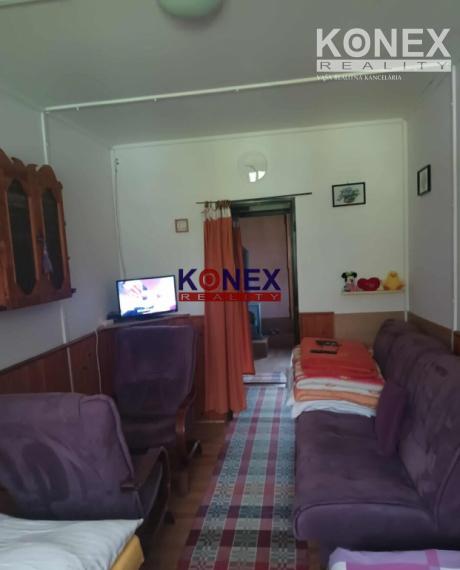 Záhrada so záhradným domčekom - JASENOVCE