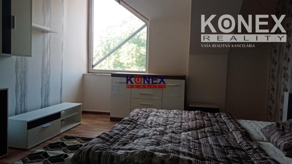 Na prenájom priestranný 2-izbový byt v Michalovciach – Okružná ulica