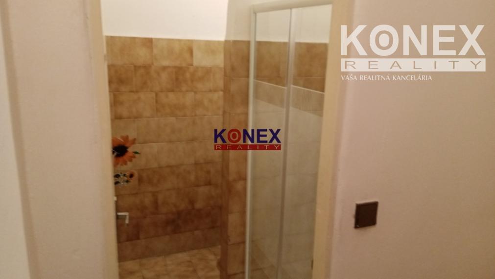 Na prenájom priestranný 2-izbový byt v Michalovciach – Okružná ulica