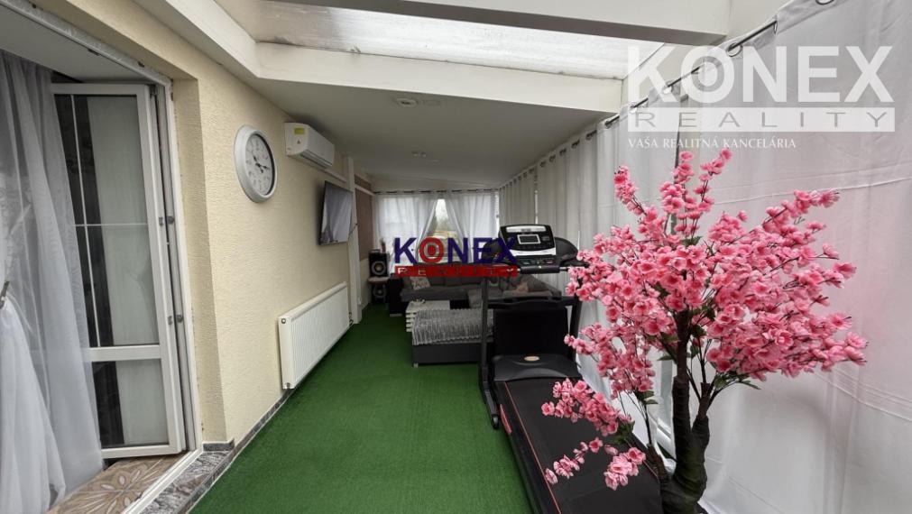 ID-3083 NA PREDAJ –  Priestranný poschodový rodinný dom HRAŇ