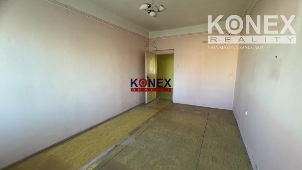 ID-3135 SUPER NOVINKA – Nehnuteľnosť vhodná na komerčné účely – Hrádok