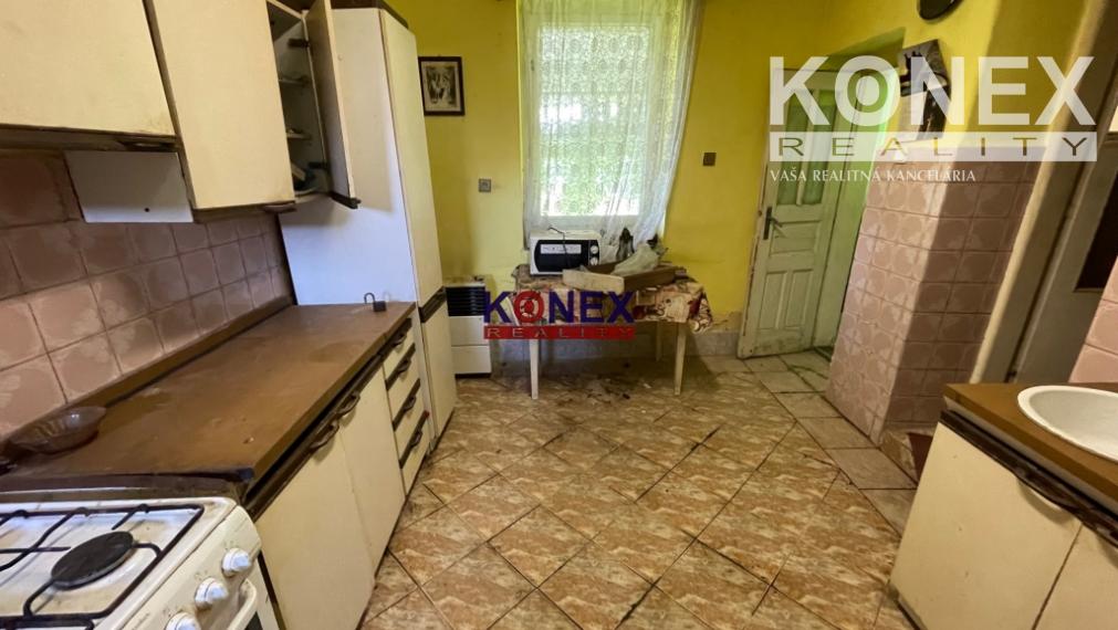 ID-3137 NA PREDAJ - Rodinný dom v obci Lekárovce