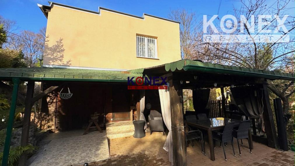 ID-3174 Murovaná dvojpodlažná chata na Šírave