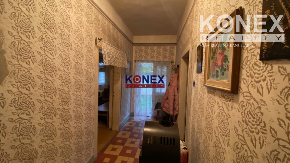 ID-3182 NA PREDAJ – Rodinný dom - štvorec obci Pinkovce