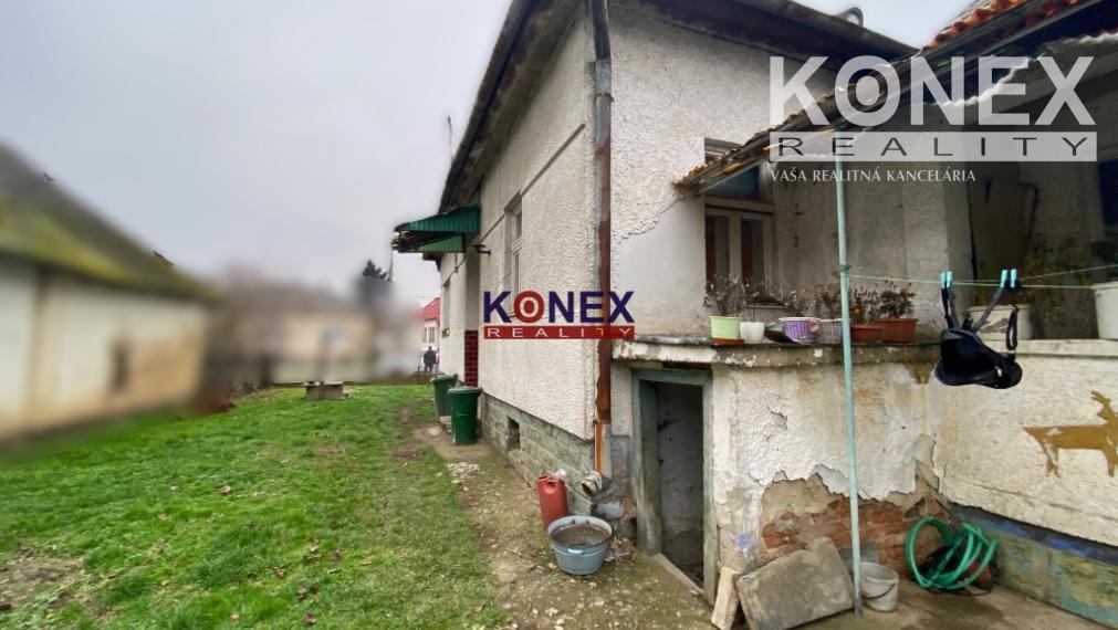 ID-3182 NA PREDAJ – Rodinný dom - štvorec obci Pinkovce