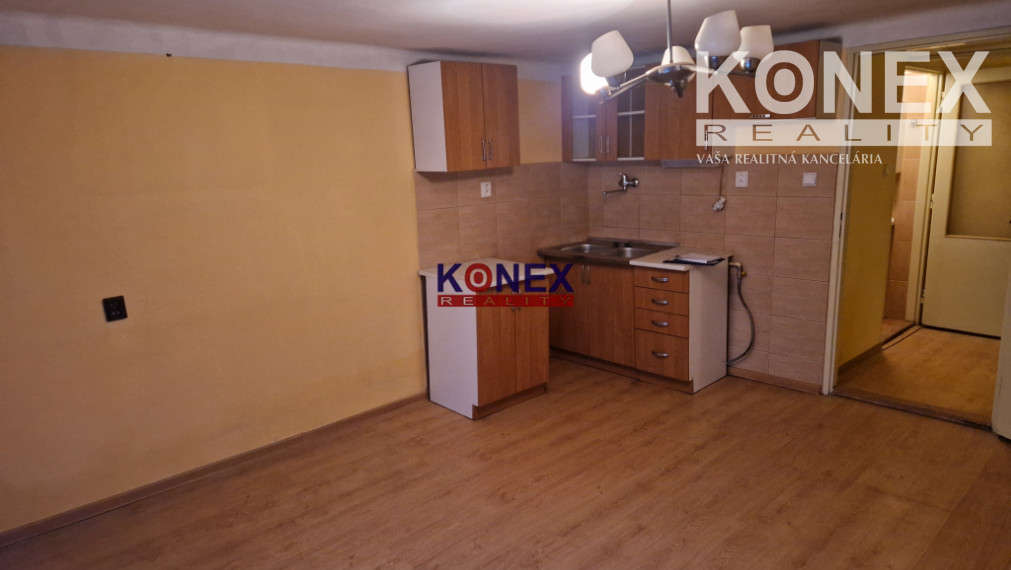 ID-3194 NA PREDAJ DVOJPODLAŽNÝ RODINNÝ DOM – KAMIENKA