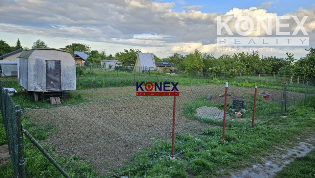 ID-3204 REKREAČNÝ POZEMOK na výstavbu CHATY - STAŠOV