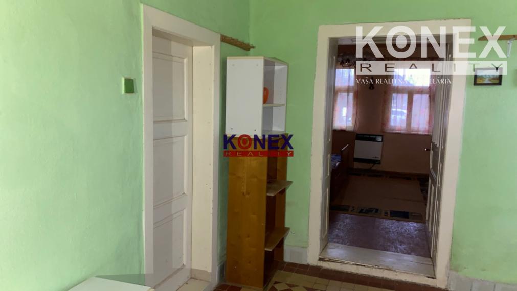 ID-3221 Gazdovský rodinný dom ZÁHOR