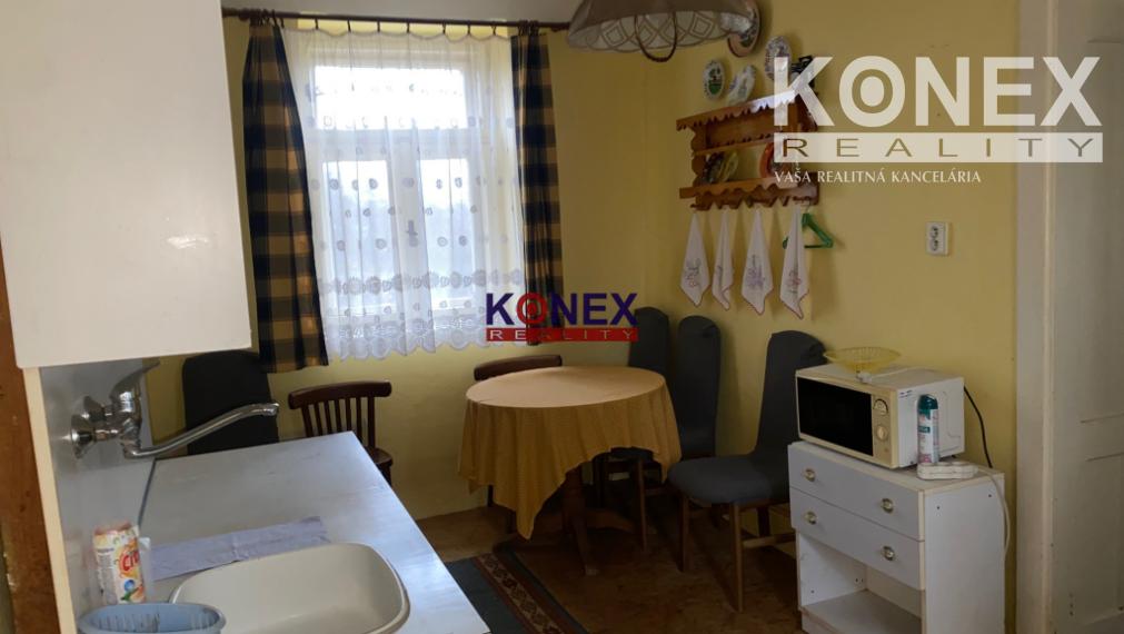 ID-3221 Gazdovský rodinný dom ZÁHOR