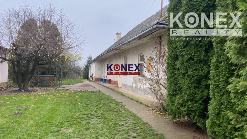 ID-3221 Gazdovský rodinný dom ZÁHOR