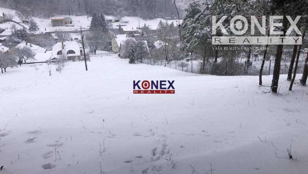 ID-3225 SUPER PONUKA! Pozemok neďaleko Humenného