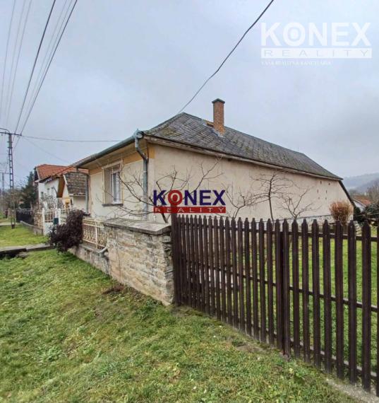 ID-3236 DVA RODINNÉ DOMY / CHALUPY – Perkupa, Maďarsko