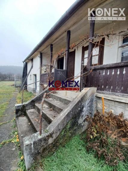 ID-3236 DVA RODINNÉ DOMY / CHALUPY – Perkupa, Maďarsko