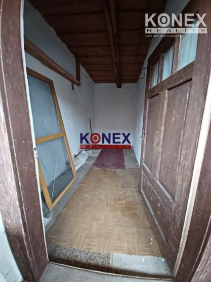 ID-3236 DVA RODINNÉ DOMY / CHALUPY – Perkupa, Maďarsko