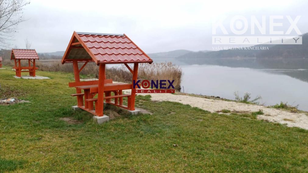 ID-3236 DVA RODINNÉ DOMY / CHALUPY – Perkupa, Maďarsko