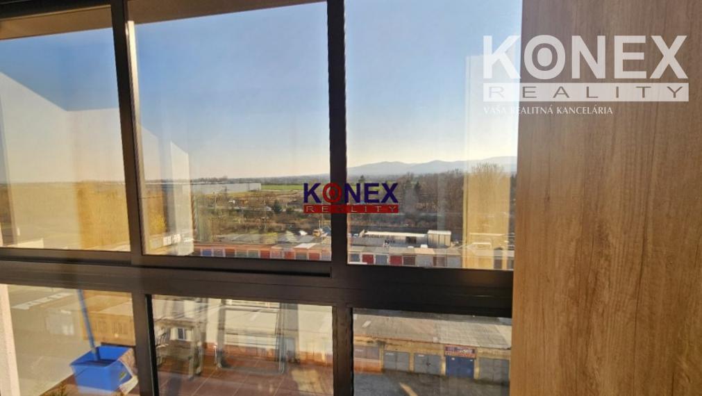 ID-3248 Zrekonštruovaný 2-izbový byt VRANOV n./T.