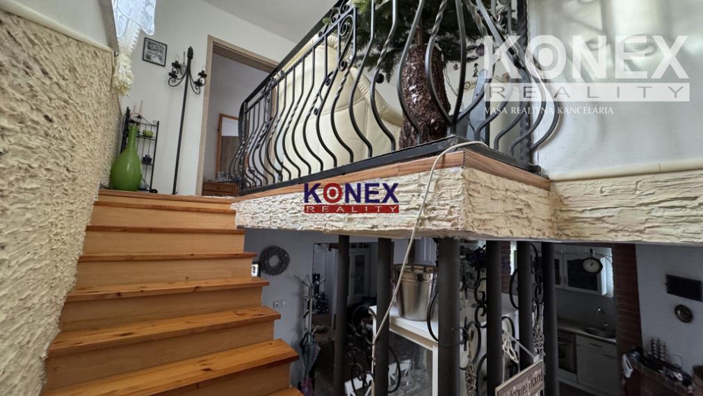 ID-3264 Murovaná dvojpodlažná chata na Šírave