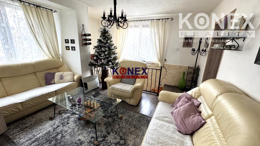 ID-3264 Murovaná dvojpodlažná chata na Šírave