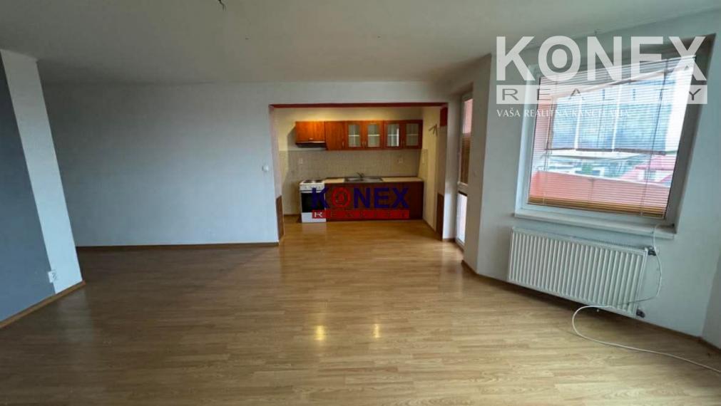 ID-3277 NA PREDAJ – Priestranný 4-izbový byt SOBRANCE