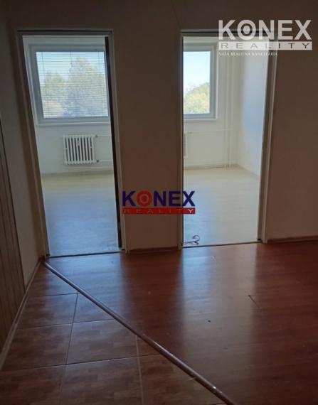 ID-3294 NA PREDAJ – Priestranný 4-izbový byt HUMENNÉ