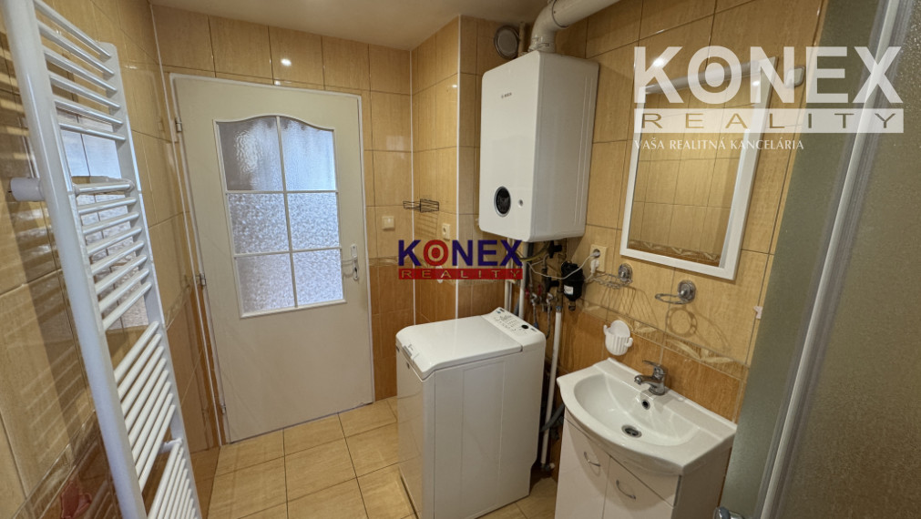 ID-3309 PRENÁJOM 2-izbový byt Michalovce – Kuzmányho ul.