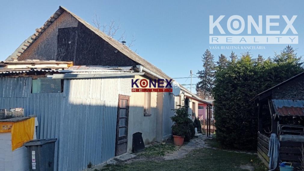 ID-3330 NA PREDAJ –  Rodinný dom v obci RAD