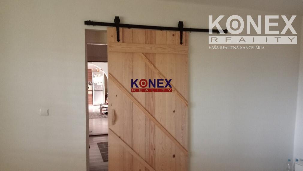 ID-3330 NA PREDAJ –  Rodinný dom v obci RAD