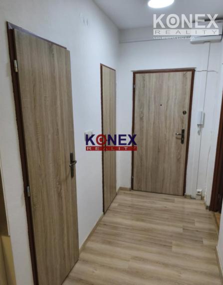 ID-3341 NA PREDAJ – 1-izbový byt v ROŽŇAVE