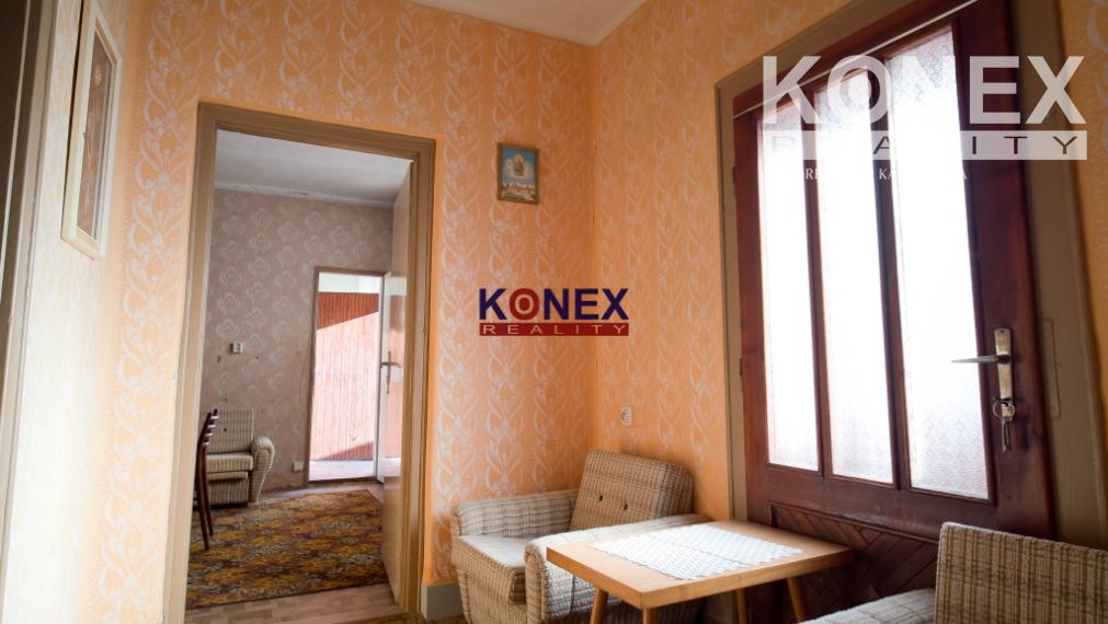 ID-3344 RODINNÝ DOM s krásnym širokým pozemkom TOPOĽANY