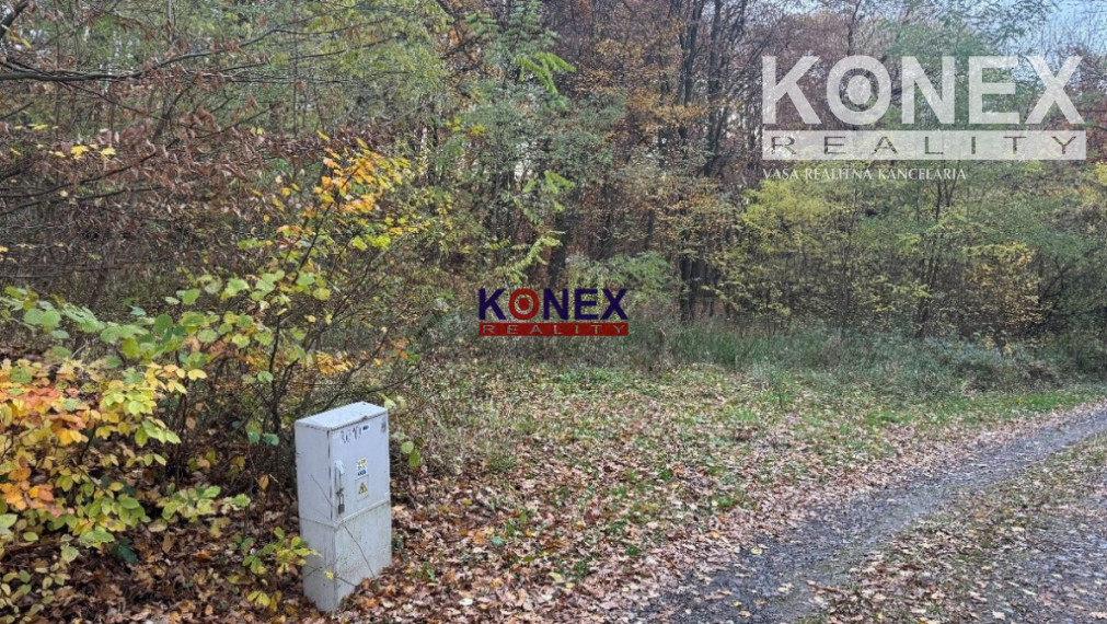 ID-3046 Rekreačný pozemok na výstavbu chaty pri VT