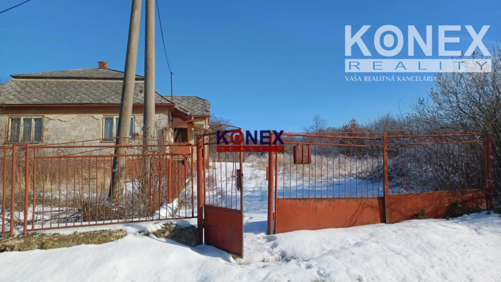 ID-3377 NA PREDAJ – Rodinný dom s krásnym pozemkom LUHYŇA