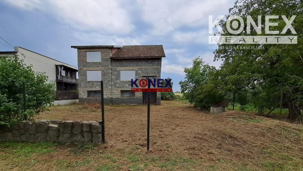 ID-3390 Rodinný dom blízko Vranova nad Topľou NA PREDAJ