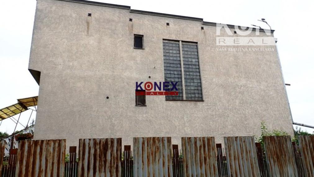 ID-3061 Poschodový rodinný dom - Čierna nad Tisou