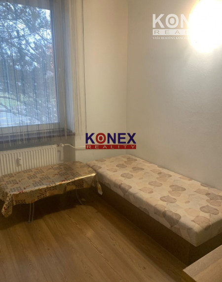 ID-3418 GARSÓNKA NA PREDAJ – Humenné